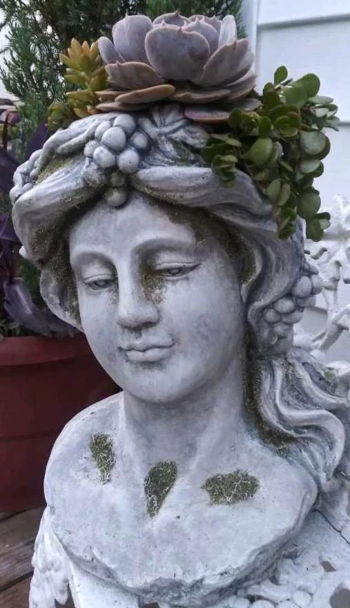 Red Carpet Studios Planters, Urns & Pots Large Lady Head Planter 8 Red Carpet Studios Planters, Urns & Pots Large Lady Head Planter