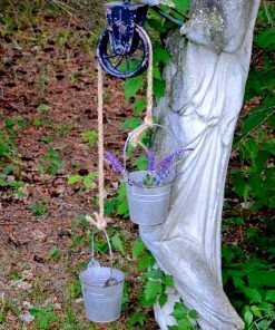 Peacock Park Pulley Bucket Planter