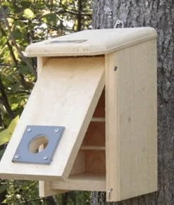 Coveside Conservation Nesting Materials & Roosts Convertible Winter Roost